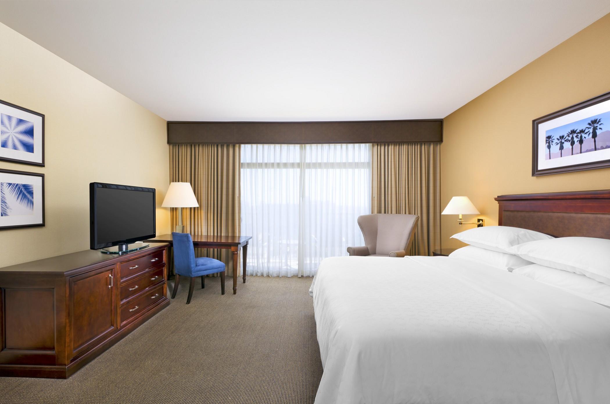 Sheraton Park Hotel At The Anaheim Resort Bilik gambar